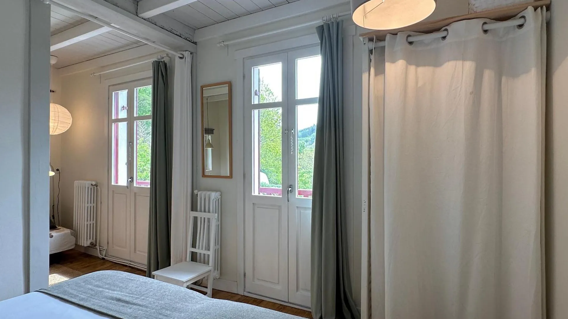 Apartamentos Rurales Aginaga Irun Aparthotel