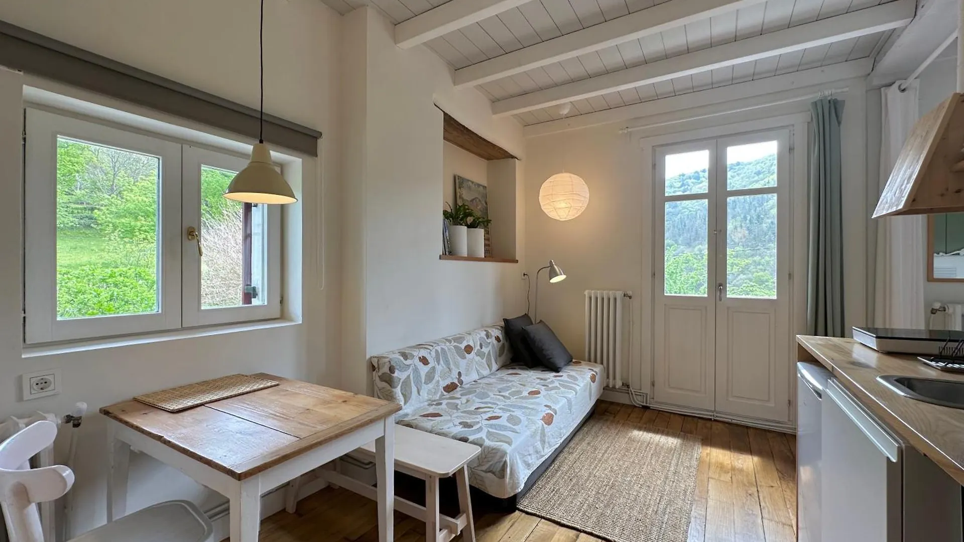 Aparthotel Apartamentos Rurales Aginaga Irun